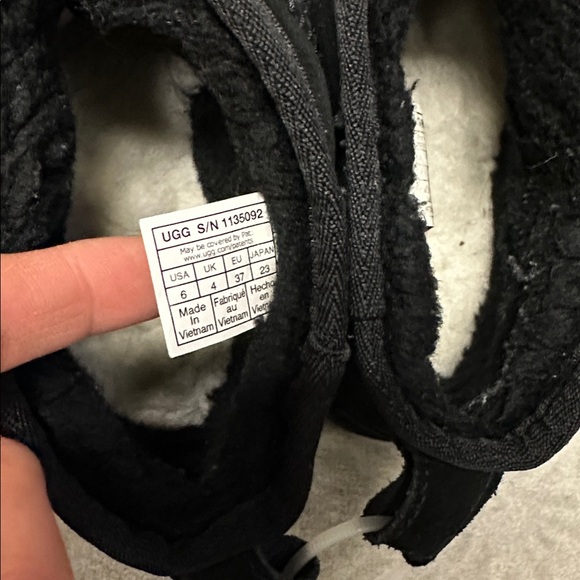UGG Classic Ultra Mini Platform Boots Size 6 - Picture 7 of 8